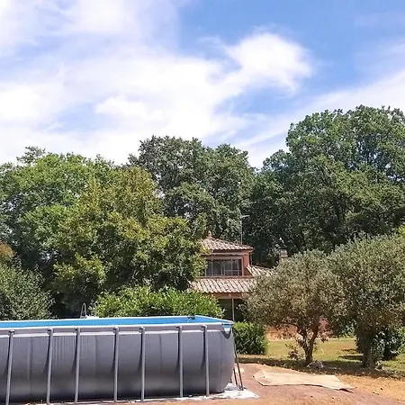 Awesome In With Outdoor Swimming Pool Holiday home Sutri